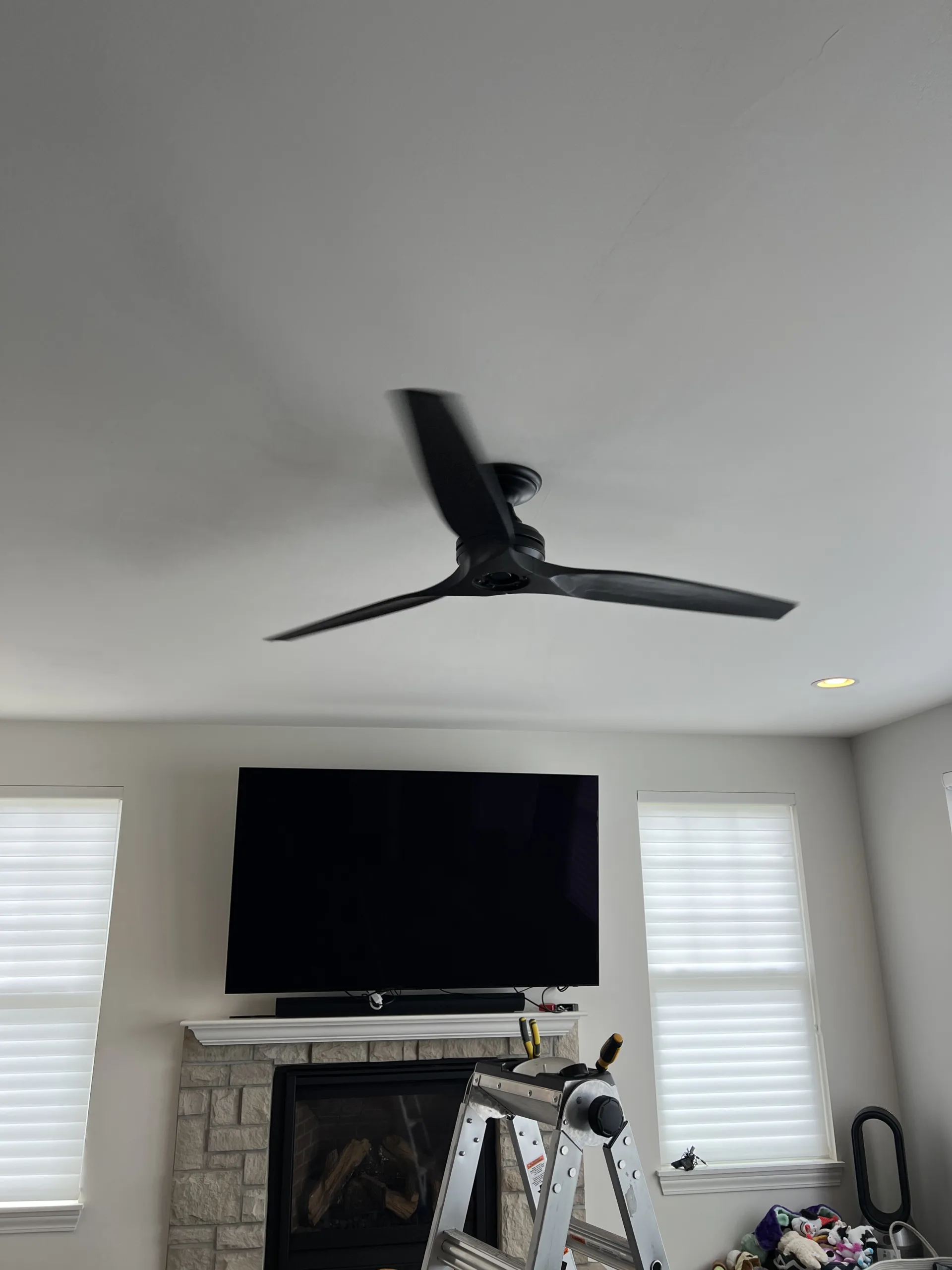 Ceiling Fan Installation & Replacement in Chicago